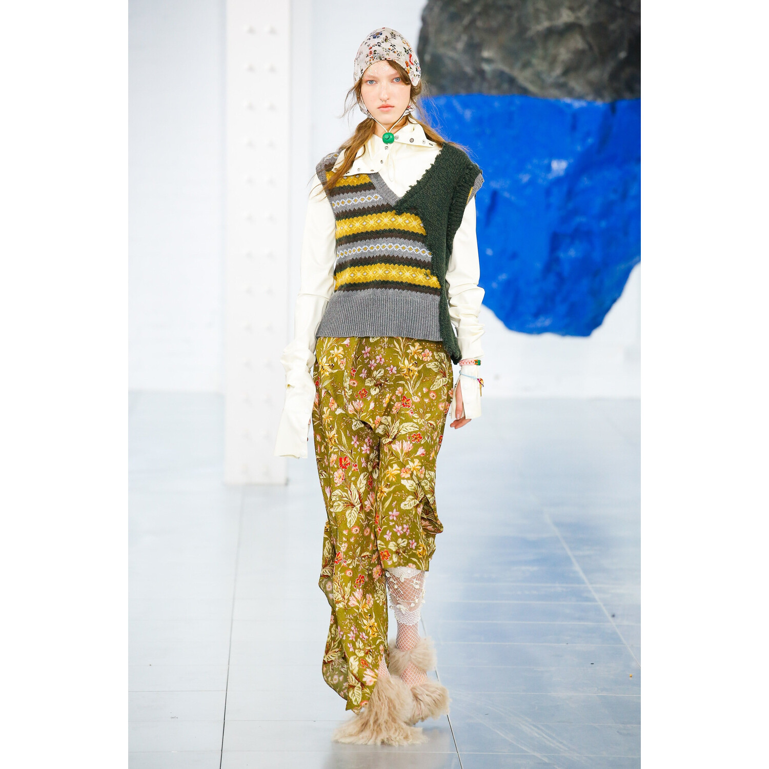 Фото Preen by Thornton Bregazzi Fall 2018 Ready-to-Wear Preen by Thornton Bregazzi осень зима 2018 коллекция неделя моды в Лондане LFW Mainstyles